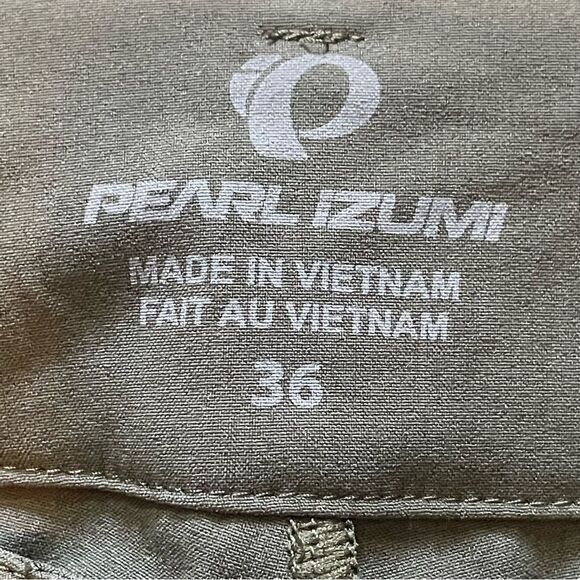 Pearl Izumi Olive Green Lightweight Shorts, size 36 - Picture 7 of 8